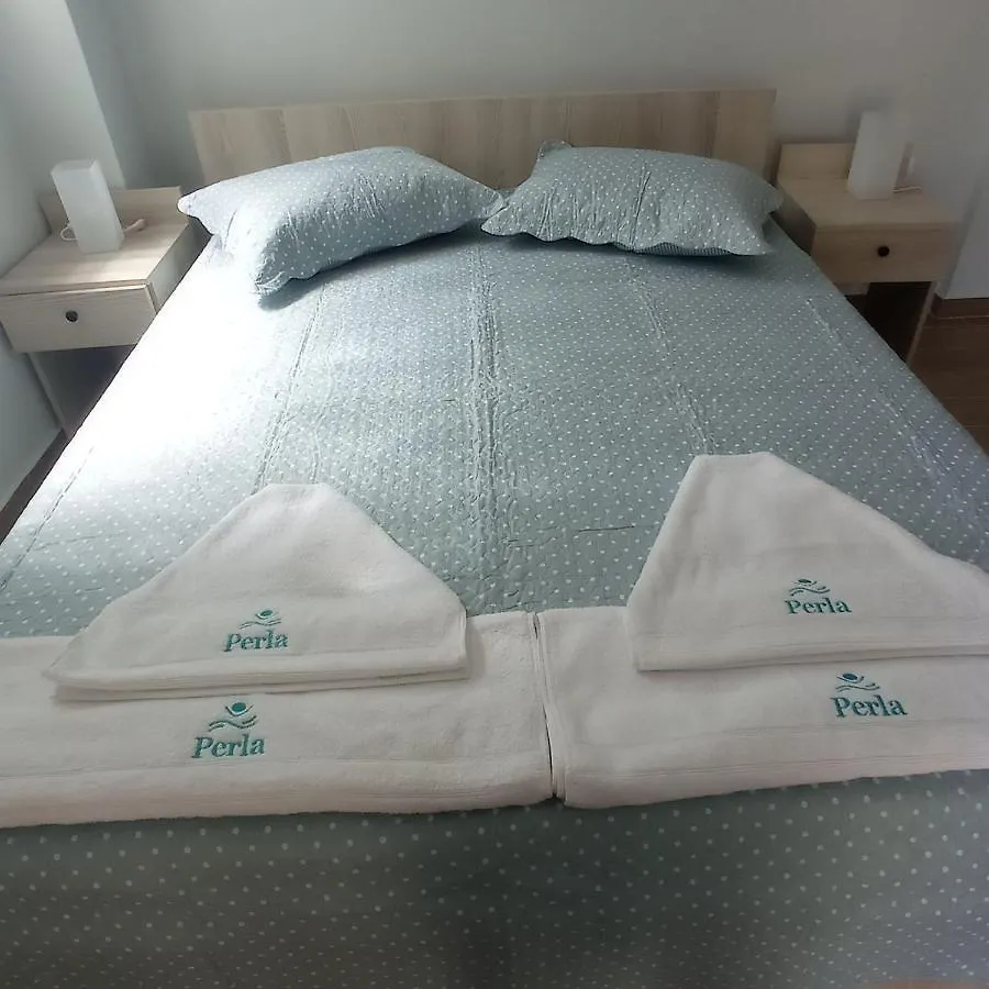 פראליה דיוניסיו Perla Apartments יוון